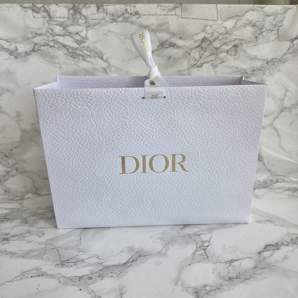 Dior Gift Bag With Original Dior New 100% Authentic - Picture 1 of 8